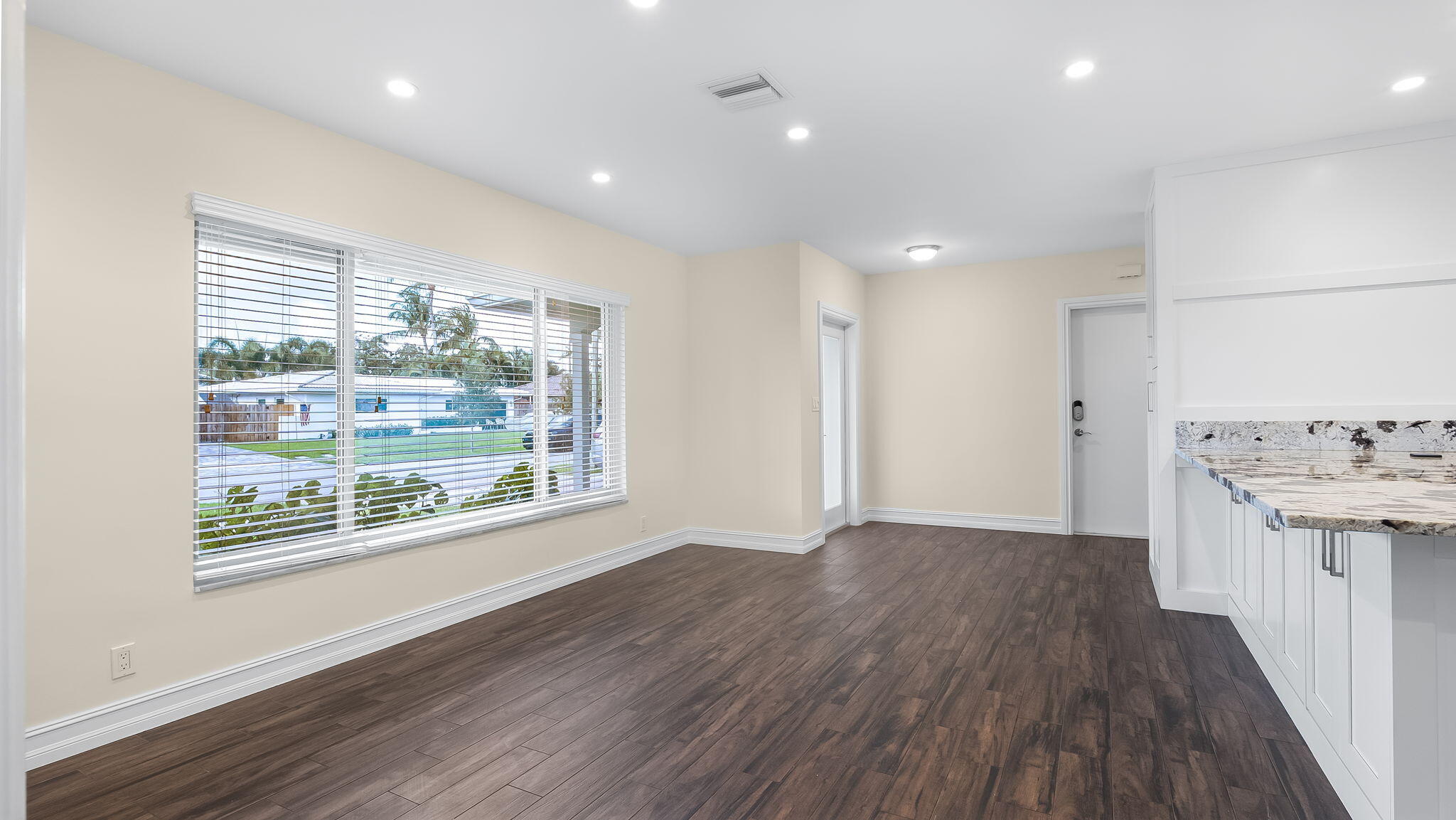 1041 Southwest 4th Street Boca Raton, FL 33486 - Photo 22 of 42 Living Room/Kitchen
