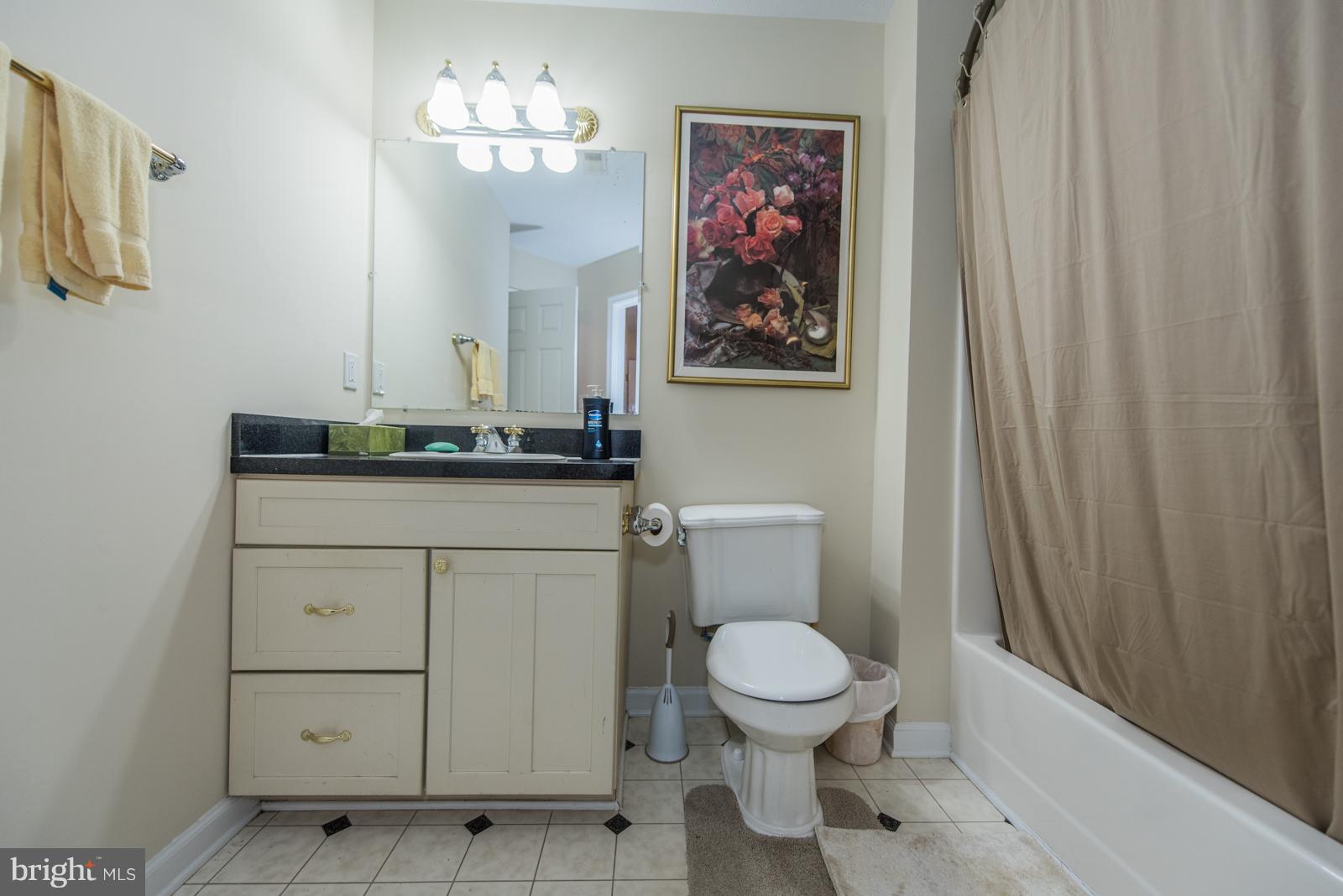 115 Gloucester Road Front Royal, VA 22630 - Photo 26 of 30 Bath