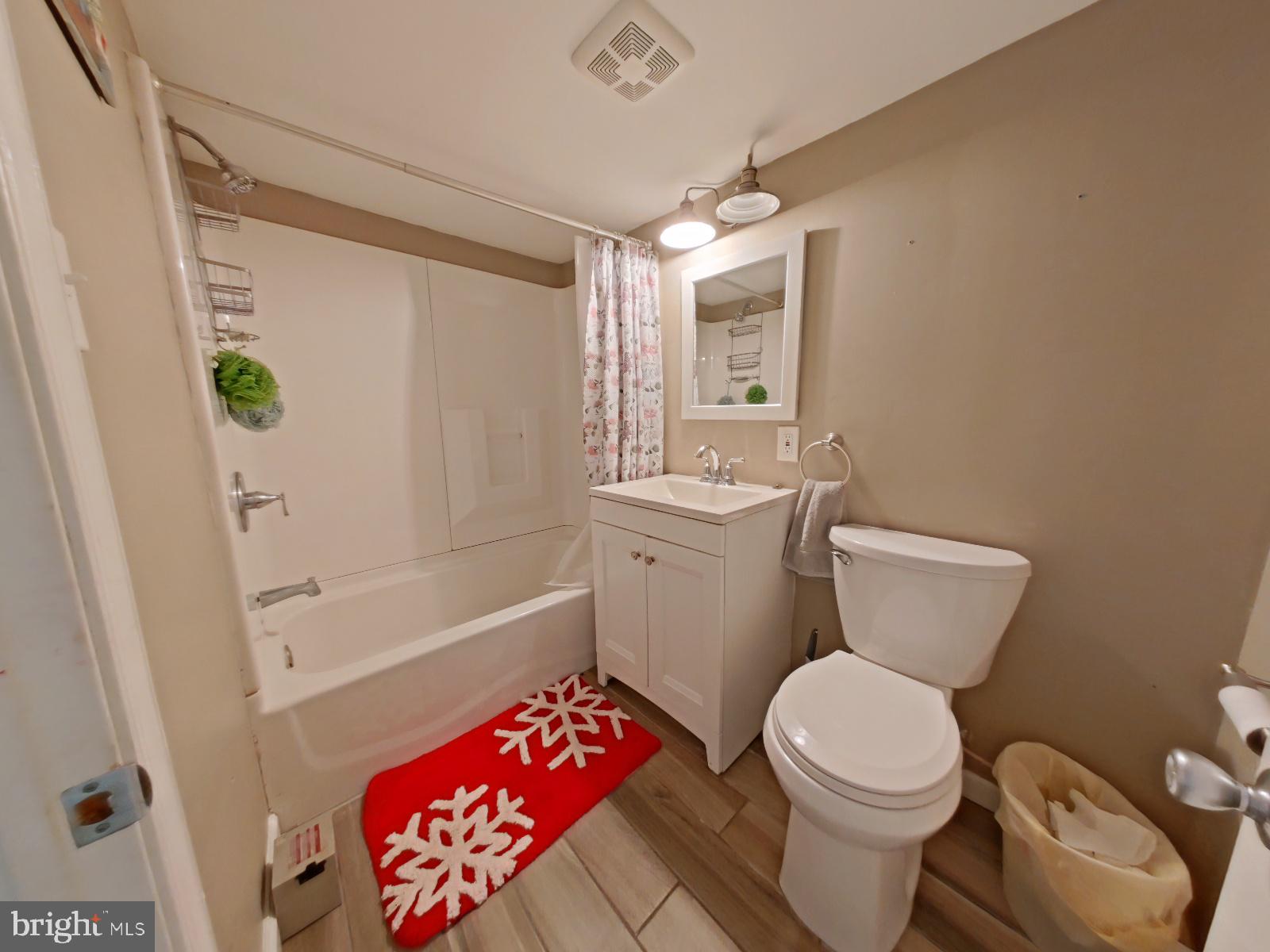 1413 Green Valley Road Norristown, PA 19401 - Photo 19 of 28 Bathroom - Basement