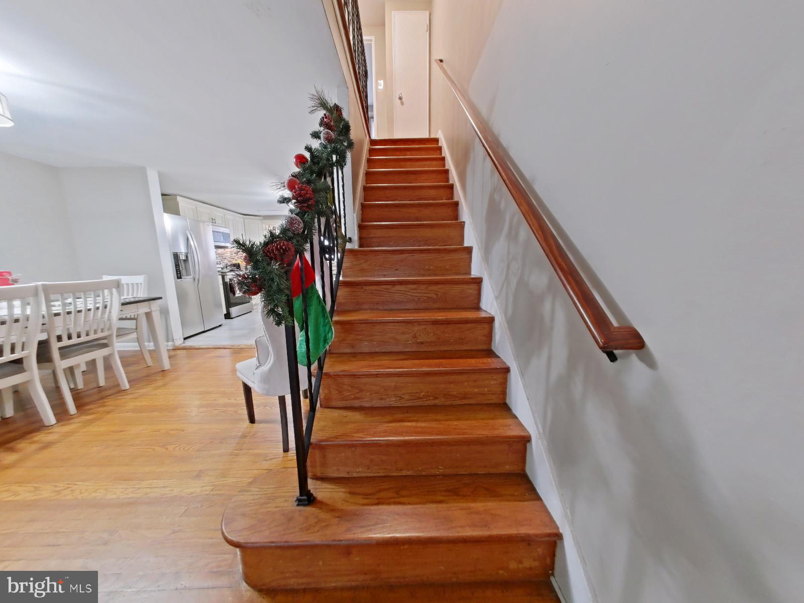 1413 Green Valley Road Norristown, PA 19401 - Photo 10 of 28 Steps to 2nd Floor