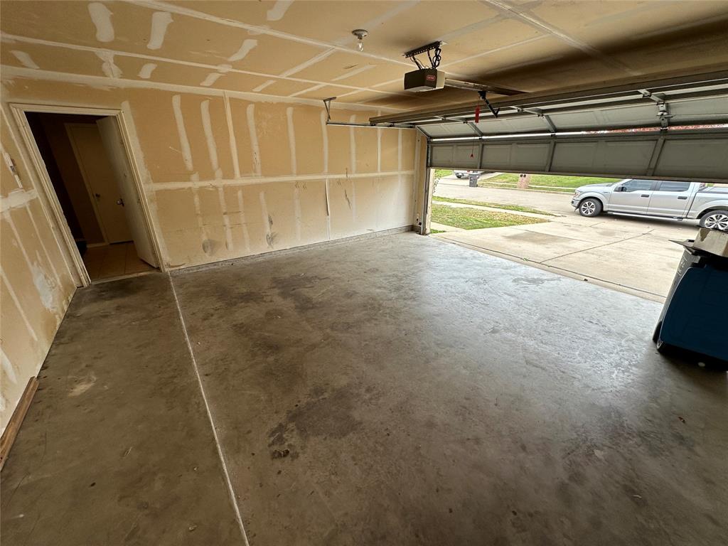 1341 Castle Ridge Road Fort Worth, TX 76140 - Photo 15 of 15 Gallery Image 15