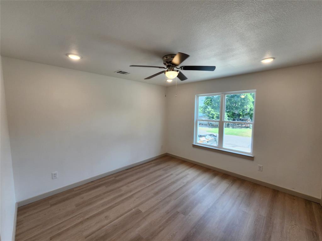 211 Trinity Street Bridgeport, TX 76426 - Photo 15 of 17
