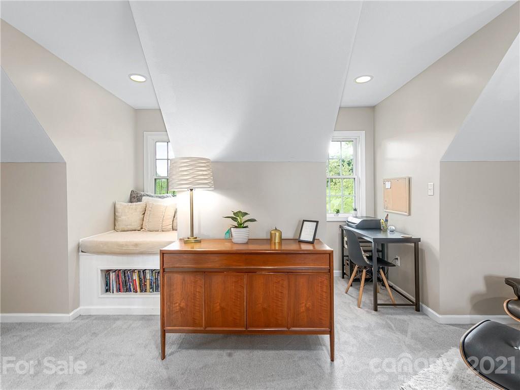 308 Jones Road Fletcher, NC 28732 - Photo 14 of 25 Gallery Image 14
