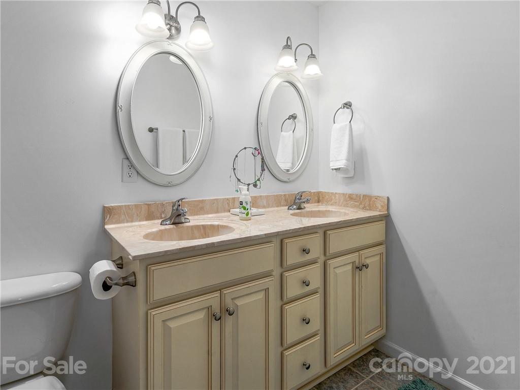308 Jones Road Fletcher, NC 28732 - Photo 21 of 25 Gallery Image 21