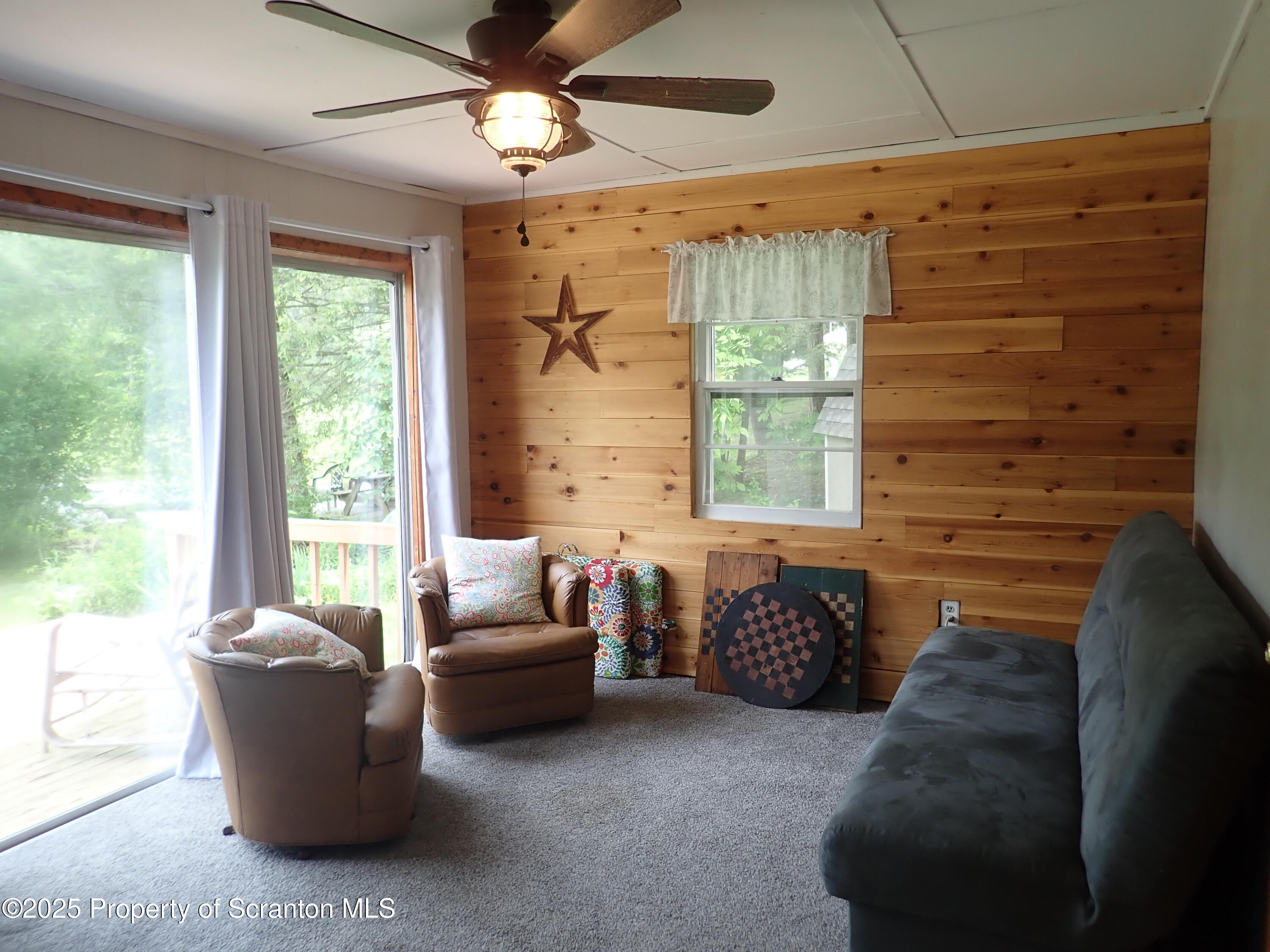 265 South Lk Road Montrose, PA 18801 - Photo 20 of 34 Living Room