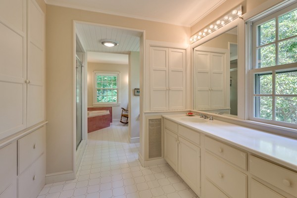 118 Claybrook Road Dover, MA 02030 - Photo 19 of 28