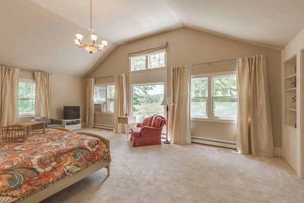 118 Claybrook Road Dover, MA 02030 - Photo 6 of 28