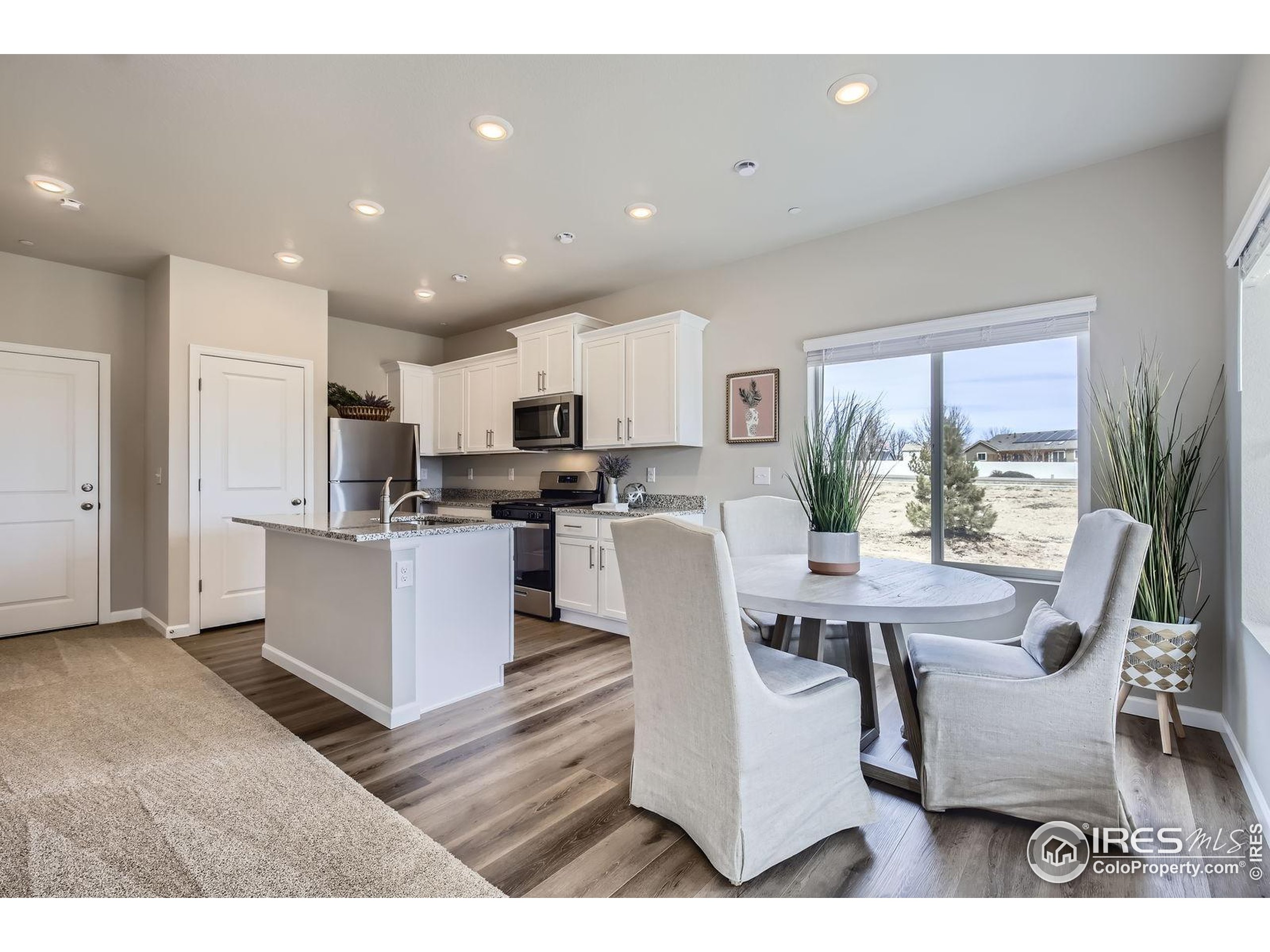 177 Robin Road Johnstown, CO 80534 - Photo 3 of 40