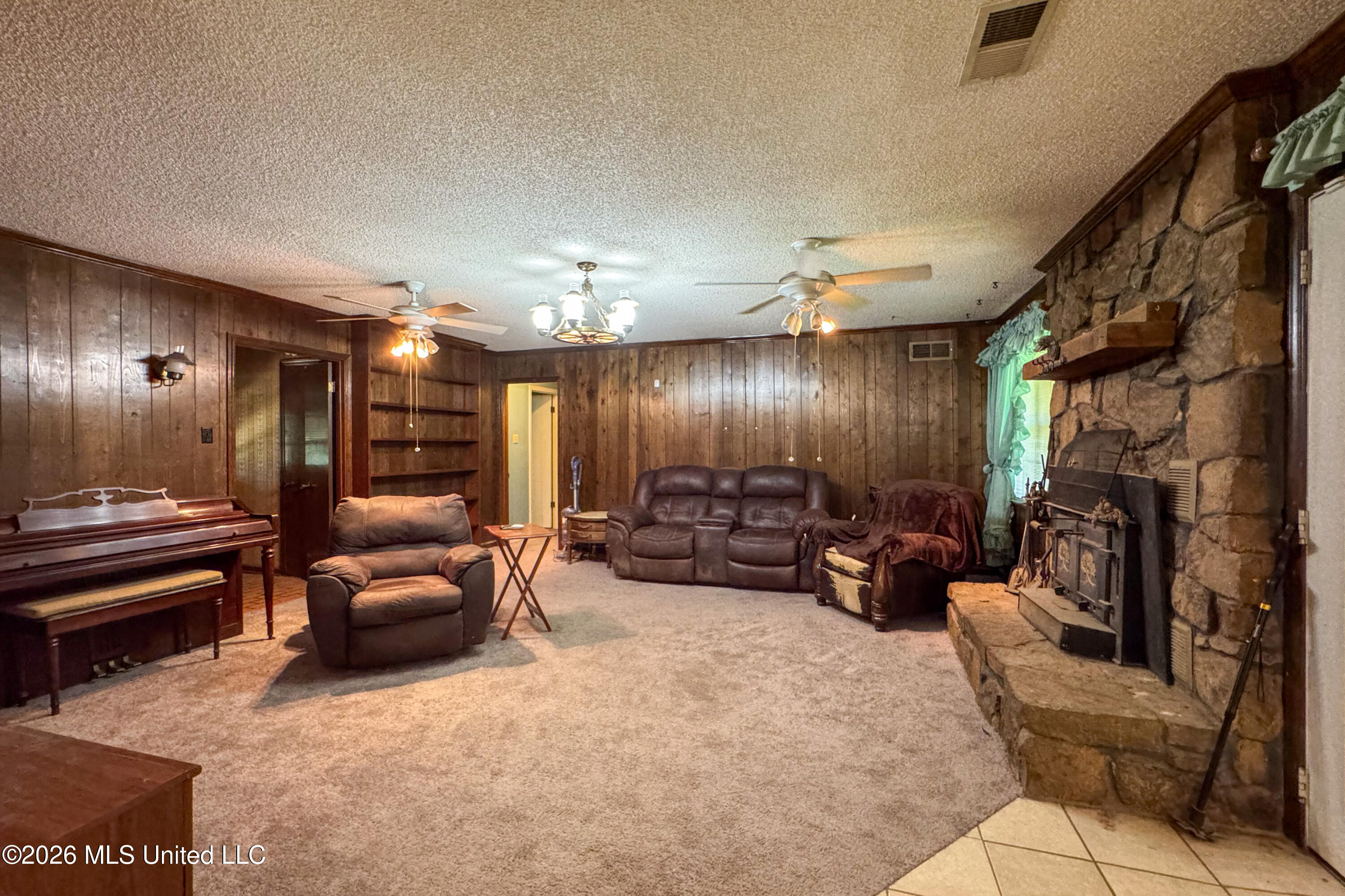 141 Oakdale Road Coldwater, MS 38618 - Photo 12 of 47 141 Oakdale Rd, Coldwater, MS-12