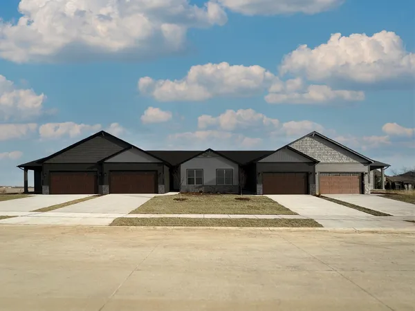$449,628 | 26544 West Orchid Drive, Unit 4, Channahon, IL 60410