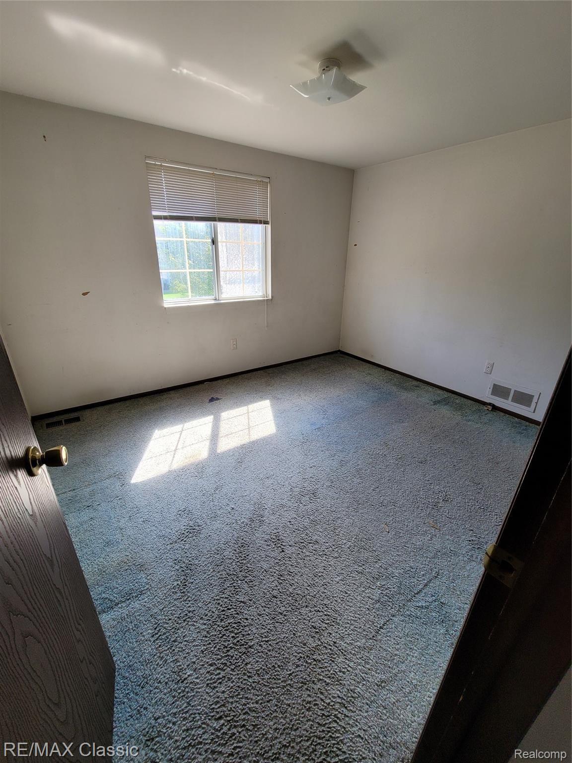 6714 Edgewood Road Canton, MI 48187 - Photo 19 of 27 Bedroom 3