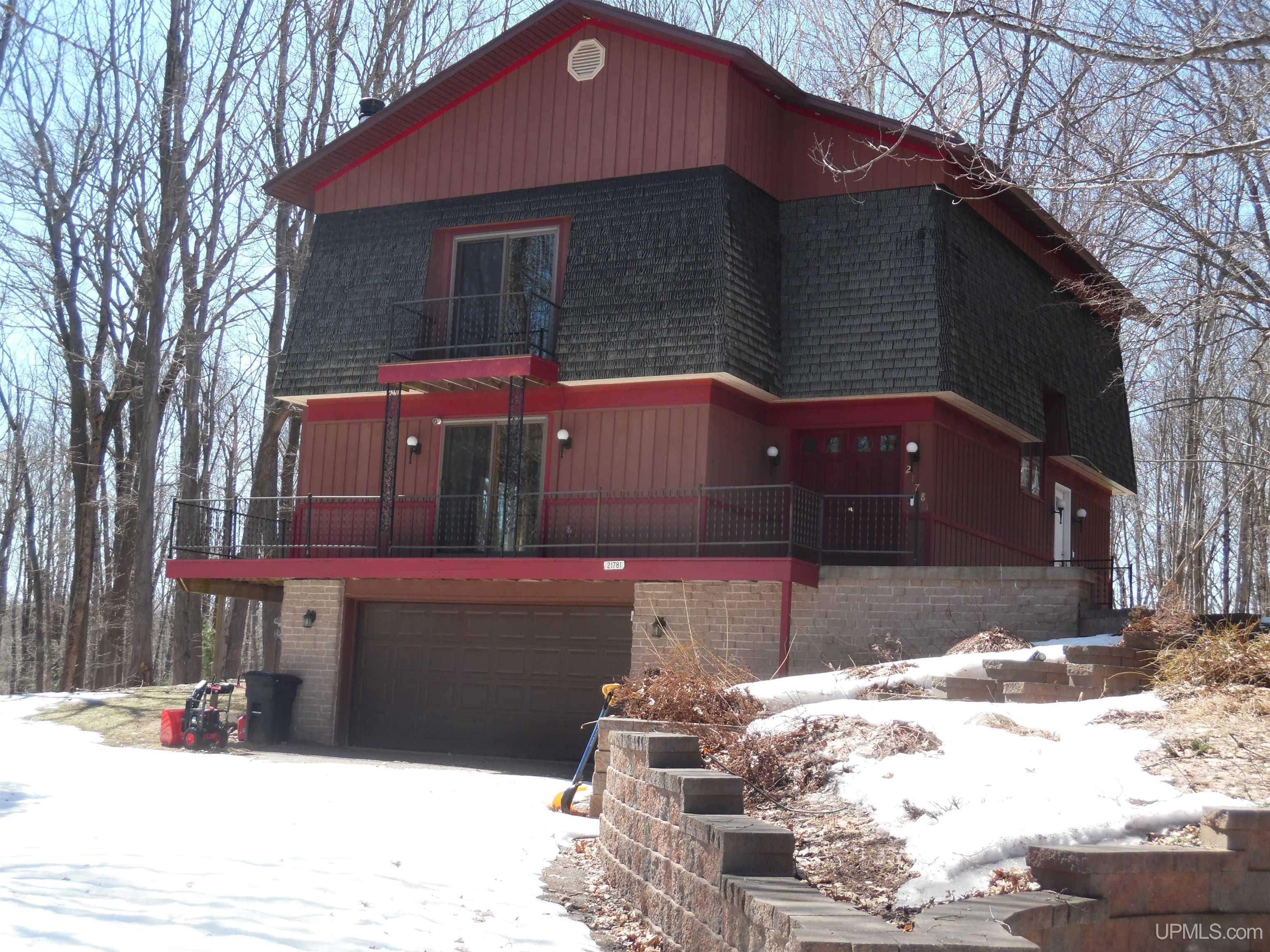 21781 Peepsock Road Houghton, MI 49931 - Photo 1 of 35