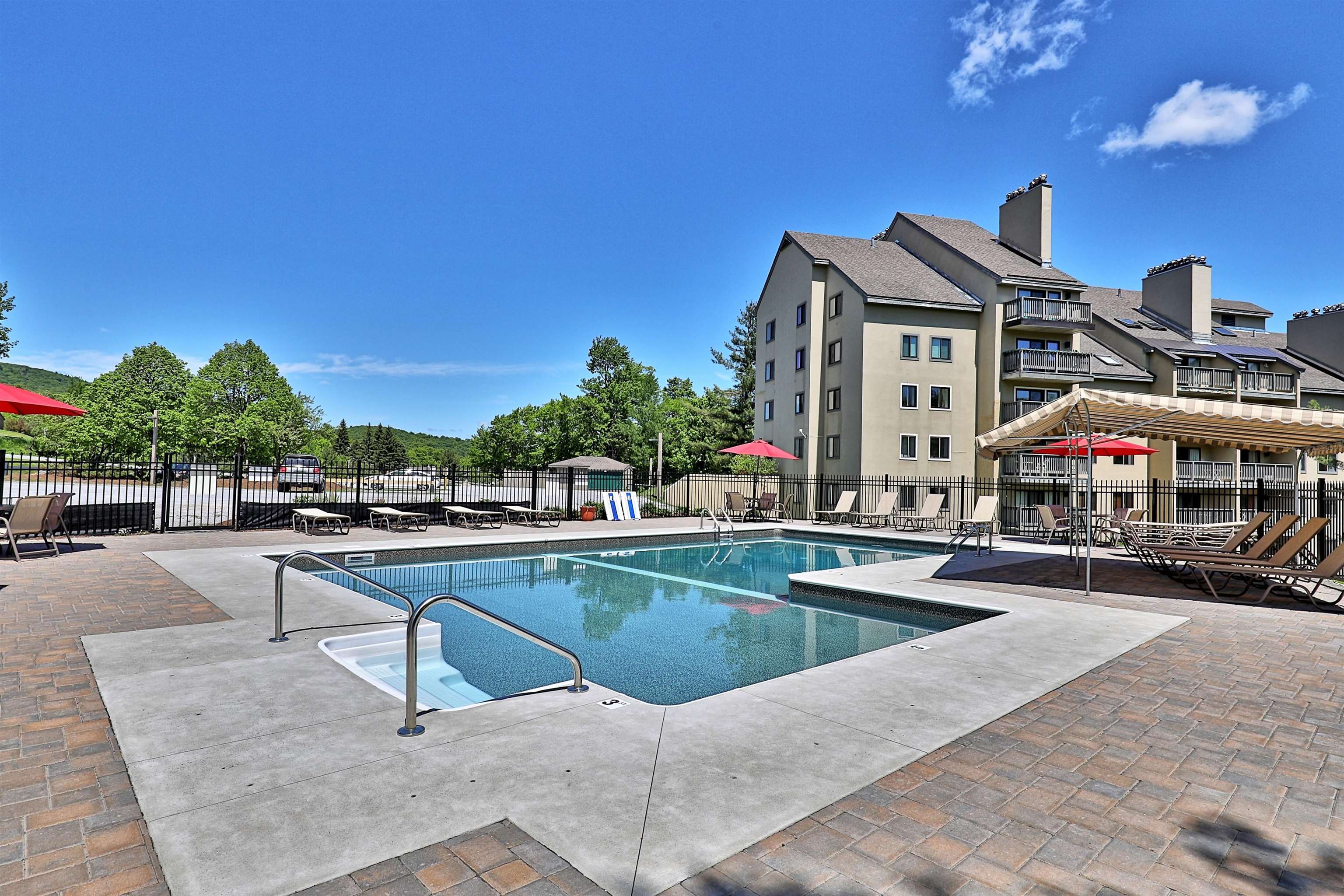 135 East Mountain Road, Unit 1F5 Killington, VT 05751 - Photo 38 of 38