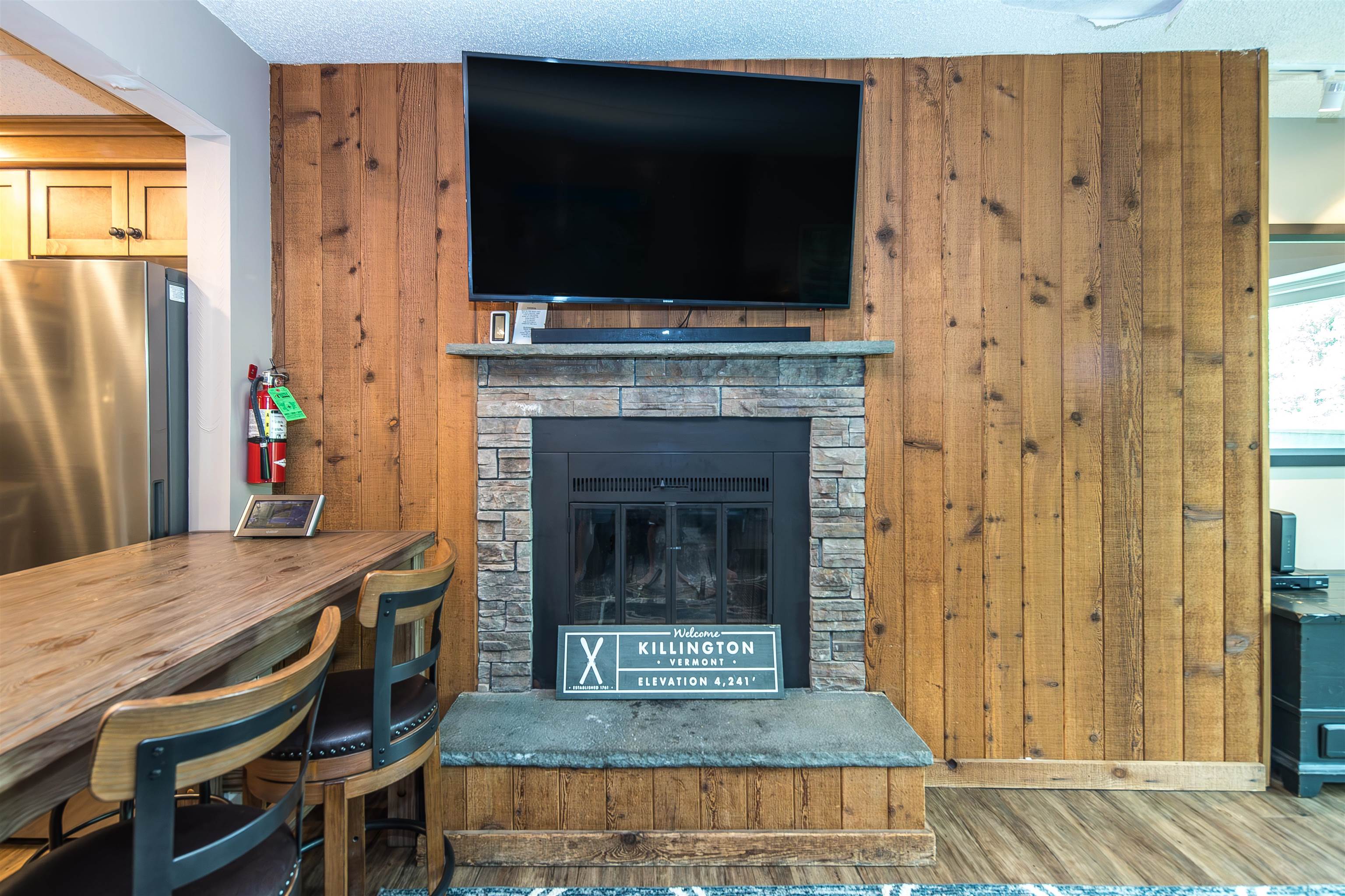 135 East Mountain Road, Unit 1F5 Killington, VT 05751 - Photo 7 of 38
