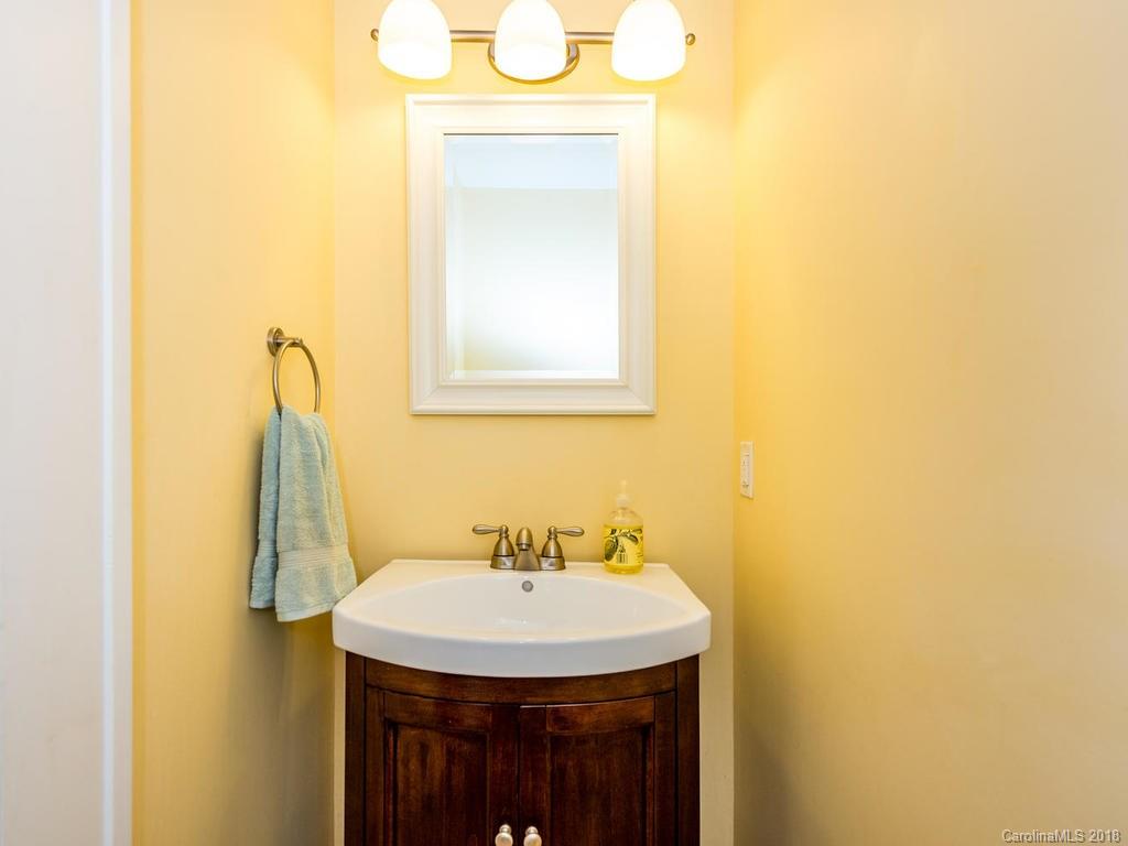 52 Brevard Road, Unit 1 Asheville, NC 28806 - Photo 18 of 31 Gallery Image 18