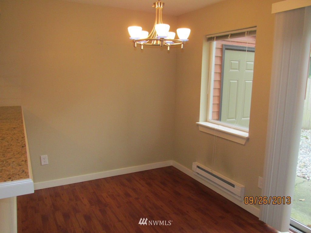 412 Center Road, Unit D5 Everett, WA 98204 - Photo 6 of 15