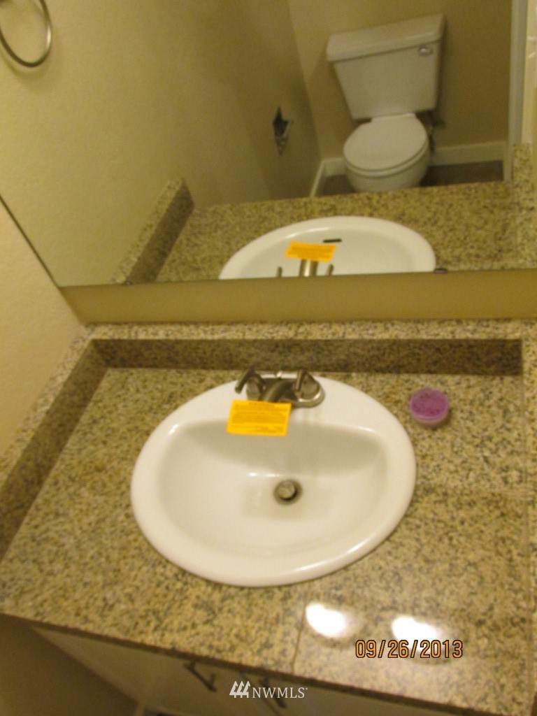 412 Center Road, Unit D5 Everett, WA 98204 - Photo 8 of 15