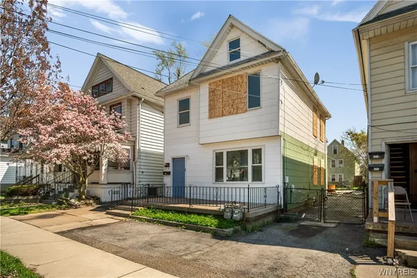 $39,999 | 220 Ross Avenue, Buffalo, NY 14207