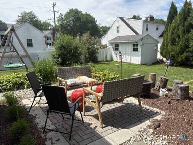 43 Farnham Road West Hartford, CT 06119 - Photo 19 of 24