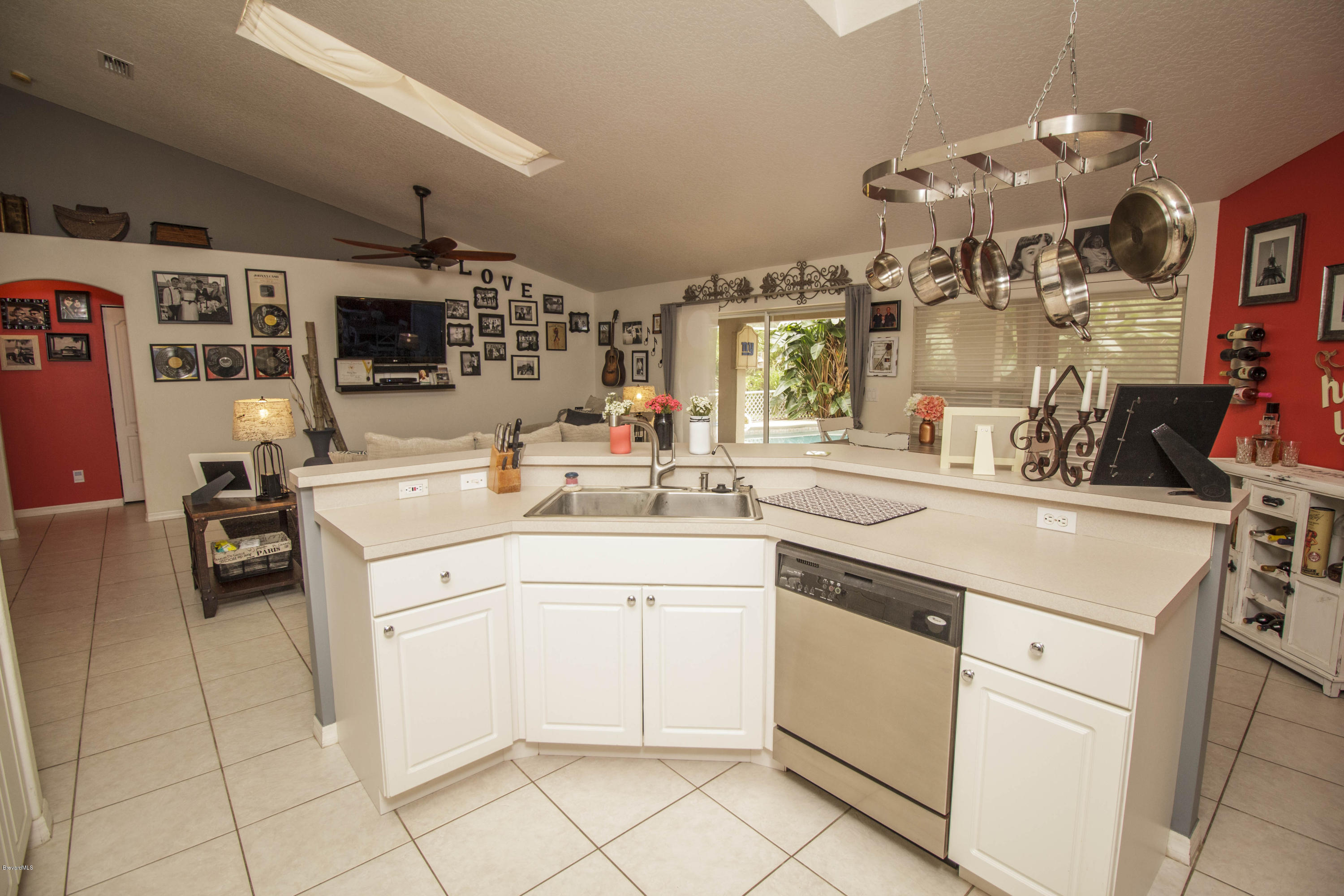 1269 Haulover Road Southwest Palm Bay, FL 32908 - Photo 14 of 25 IMG_2026