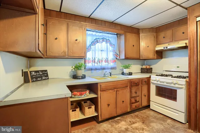 $224,900 | 9 Hemlock Court, Harrisburg, PA 17109