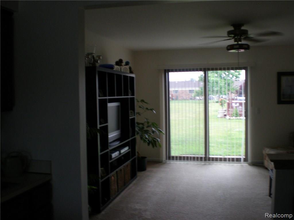 11651 Beaconsfield Road, Unit 96 Washington, MI 48094 - Photo 3 of 7 beaconsfld10.JPG