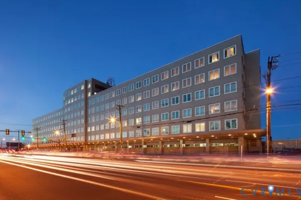 $1,415 | 36-oo West Broad Street, Unit 431, Richmond, VA 23219