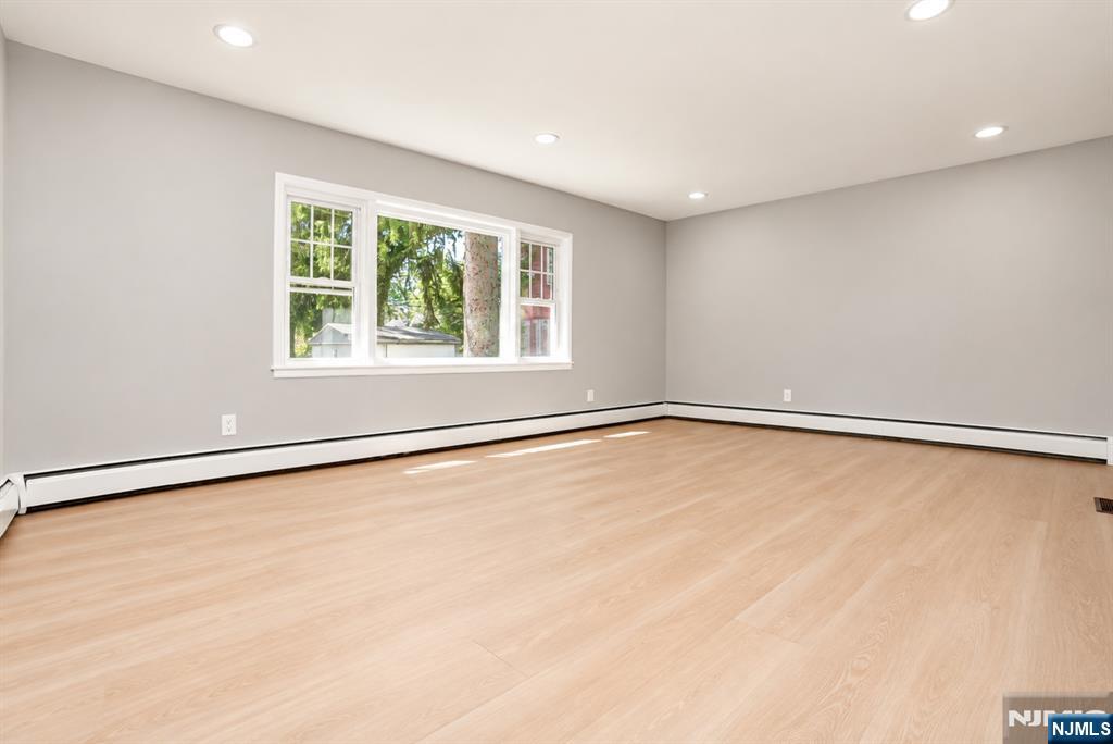 140 Francisco Avenue Rutherford, NJ 07070 - Photo 11 of 29 Gallery Image 11