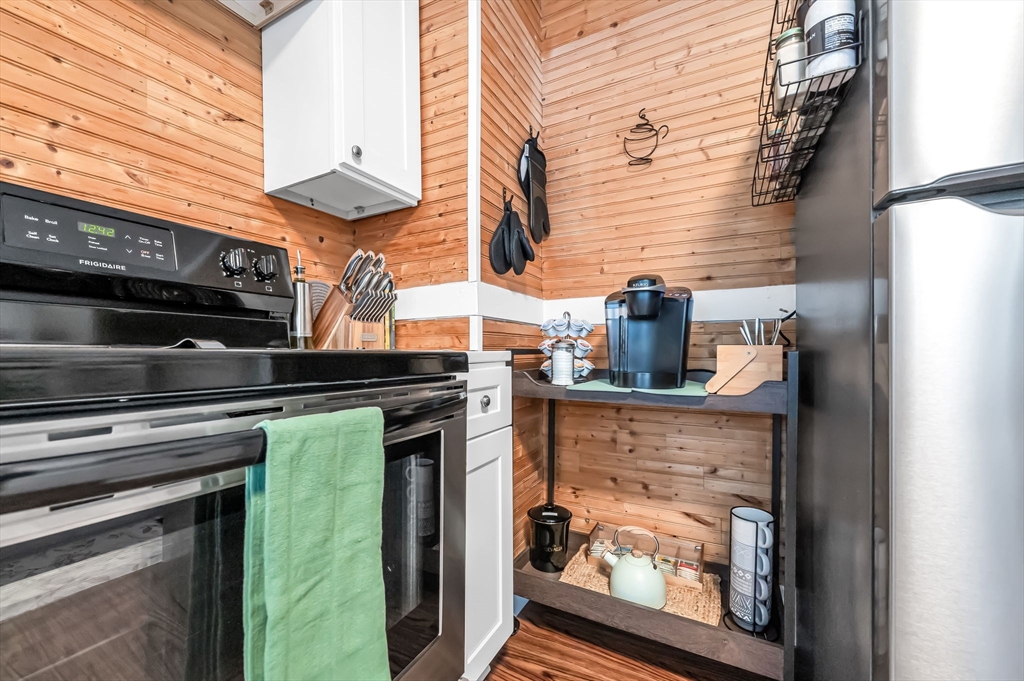 1451 Bay Street Springfield, MA 01109 - Photo 21 of 41 Gallery Image 21