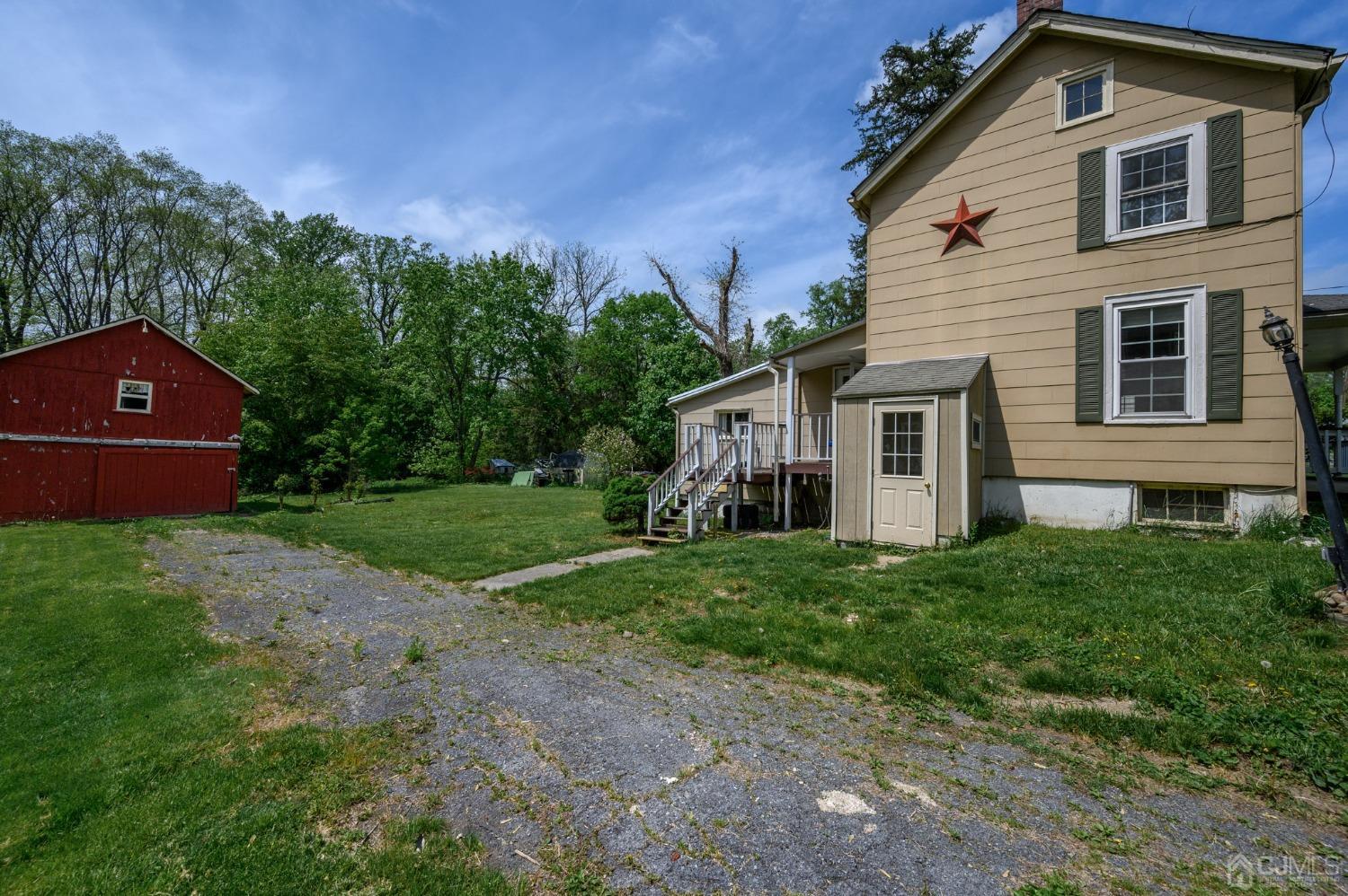 426 Spring Street Belvidere, NJ 07823 - Photo 32 of 33 Gallery Image 32