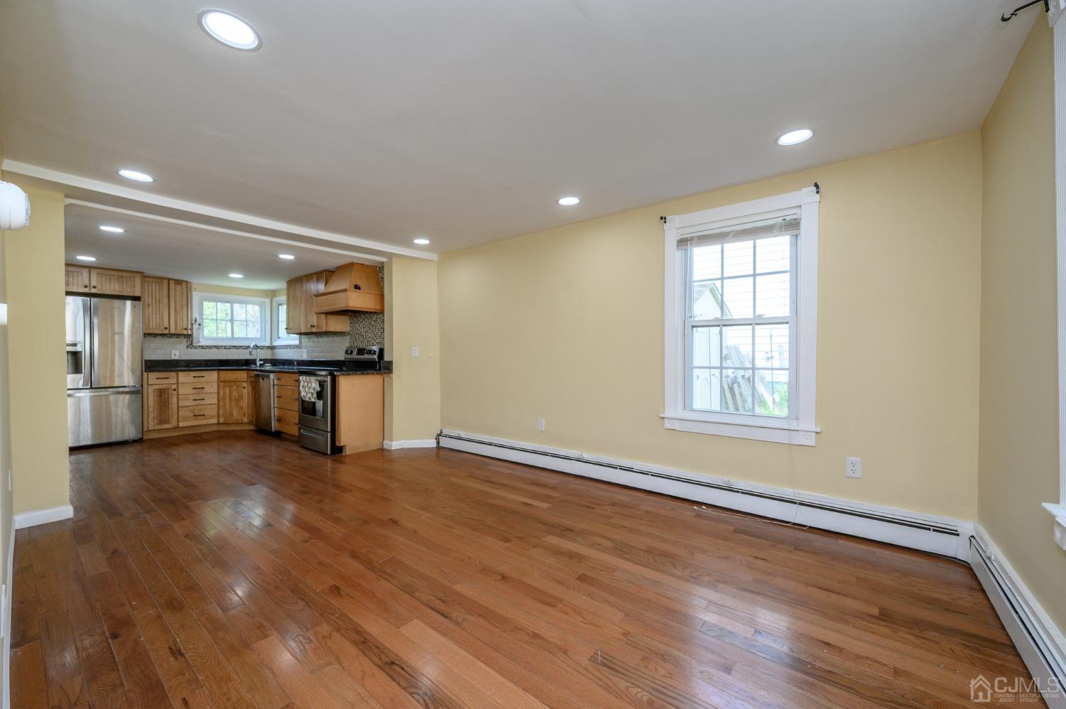 426 Spring Street Belvidere, NJ 07823 - Photo 8 of 33 Gallery Image 8