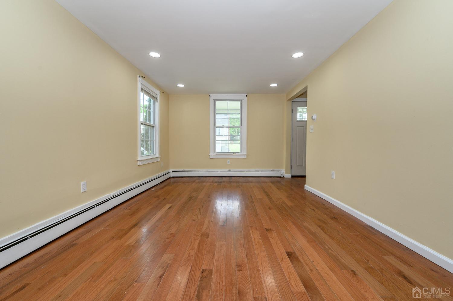 426 Spring Street Belvidere, NJ 07823 - Photo 10 of 33 Gallery Image 10