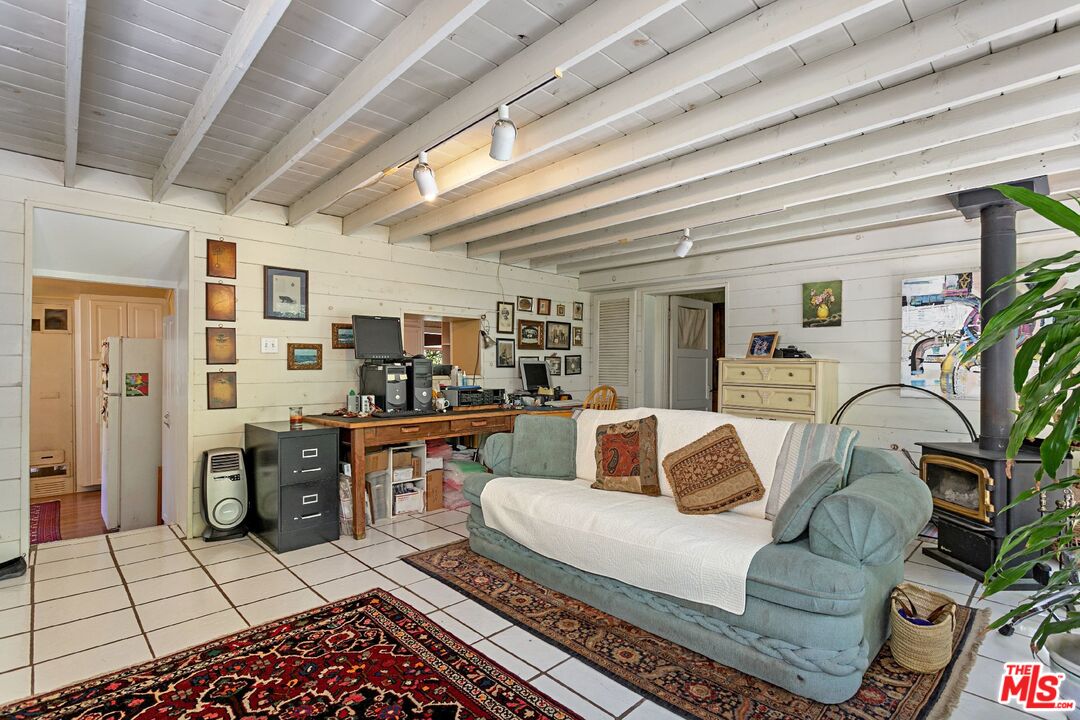 716 Katherine Road Simi Valley, CA 93063 - Photo 15 of 33