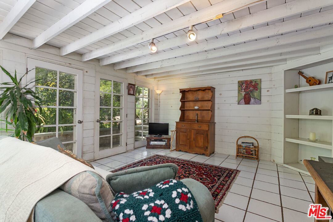 716 Katherine Road Simi Valley, CA 93063 - Photo 16 of 33