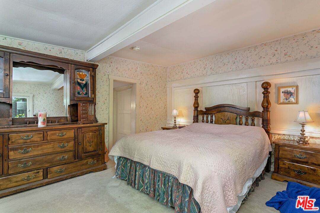 716 Katherine Road Simi Valley, CA 93063 - Photo 18 of 33