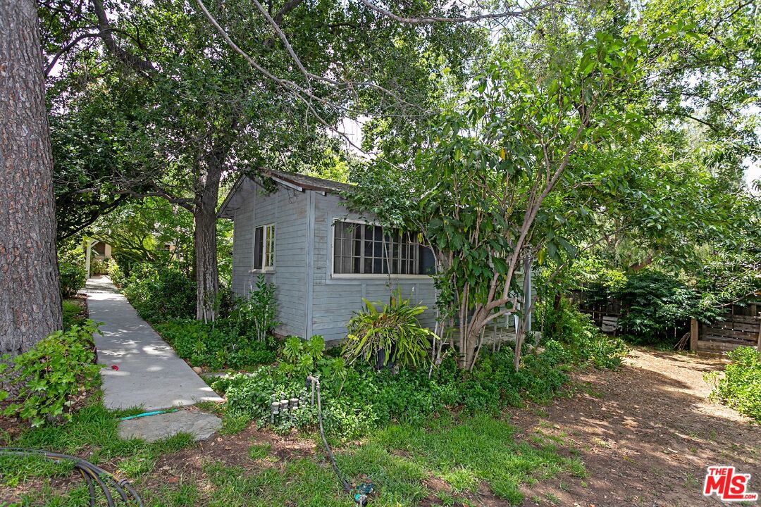 716 Katherine Road Simi Valley, CA 93063 - Photo 24 of 33