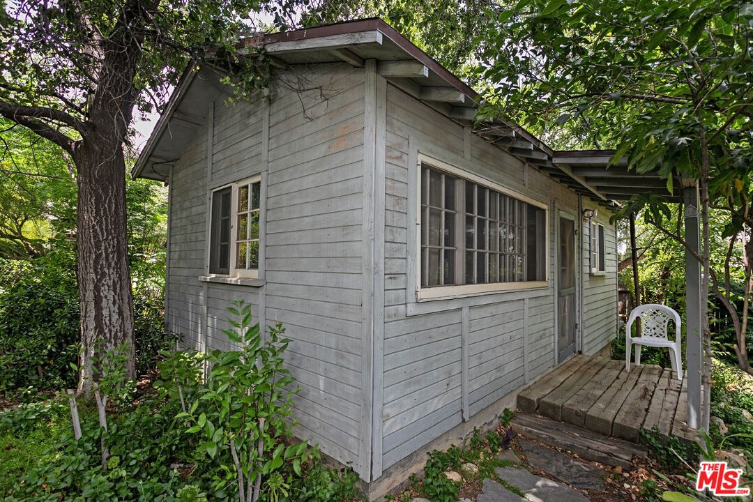716 Katherine Road Simi Valley, CA 93063 - Photo 25 of 33