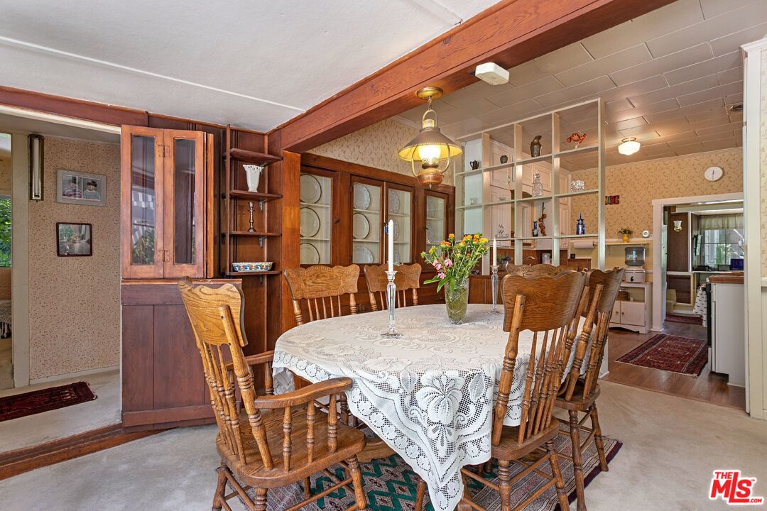 716 Katherine Road Simi Valley, CA 93063 - Photo 8 of 33