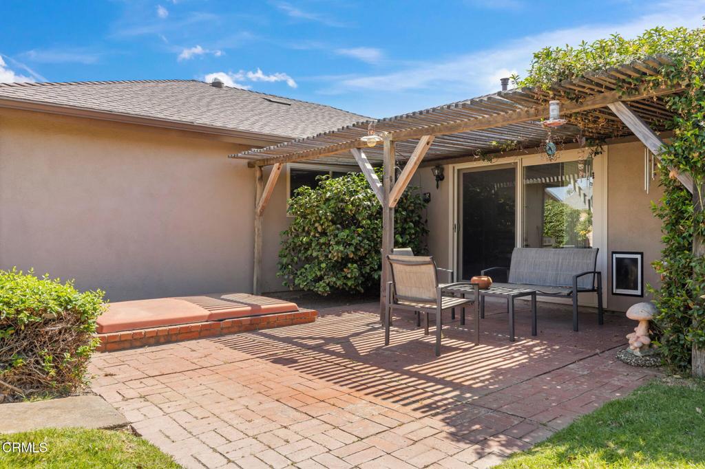 2040 Olga Street Oxnard, CA 93036 - Photo 22 of 48 23-web-or-mls-SeaoroStudios-2040Olga026