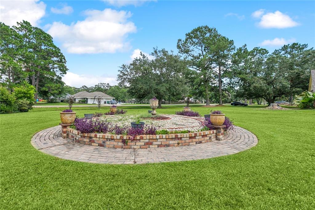 132 Rue Charlemagne Slidell, LA 70461 - Photo 27 of 29 Gallery Image 27