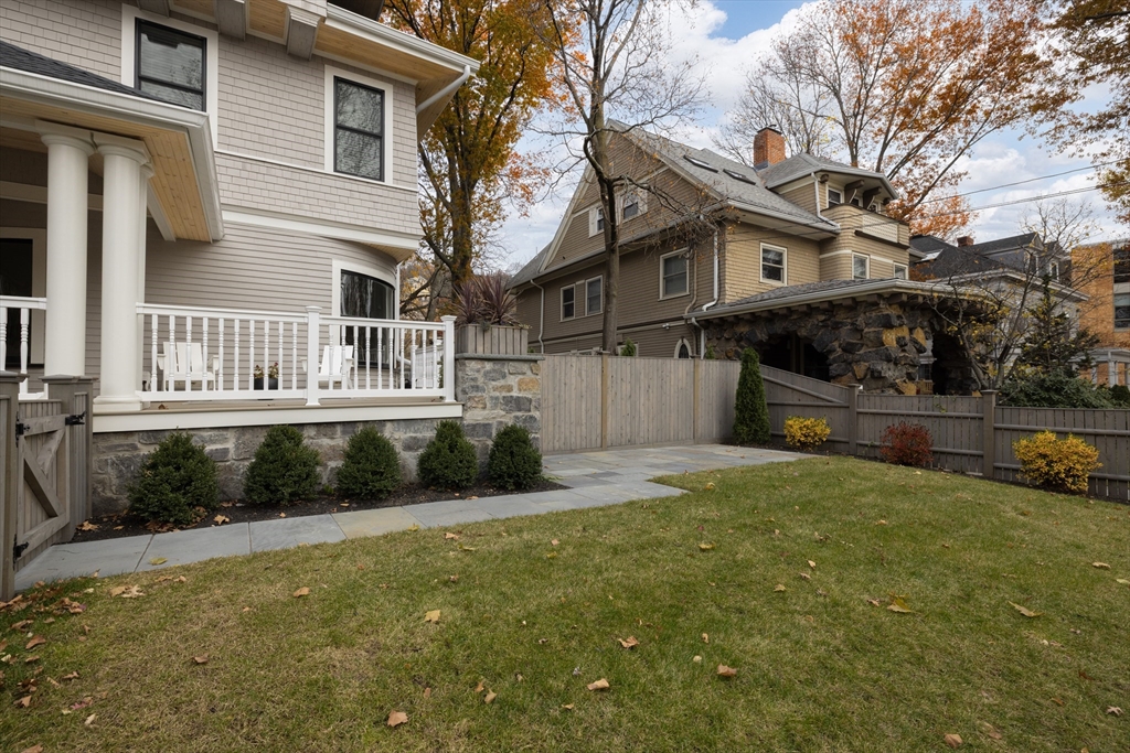 757 Washington Street, Unit 2 PH Brookline, MA 02446 - Photo 18 of 18