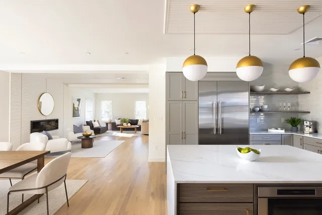 $3,150,000 | 757 Washington Street, Unit 2 PH, Brookline, MA 02446