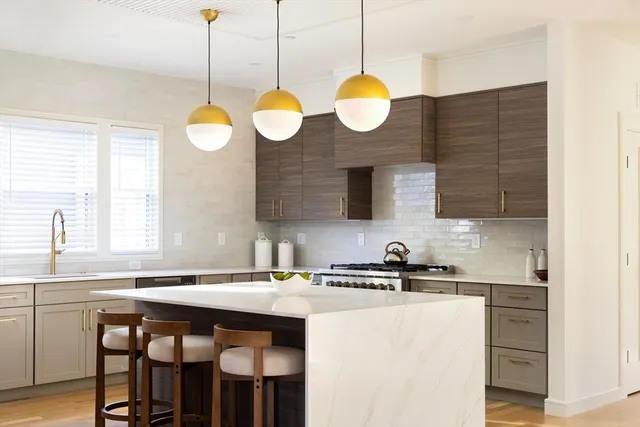 $3,150,000 | 757 Washington Street, Unit 2 PH, Brookline, MA 02446