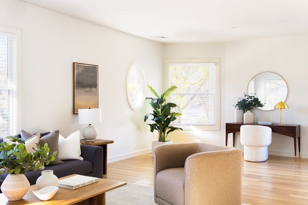 757 Washington Street, Unit 2 PH Brookline, MA 02446 - Photo 7 of 18