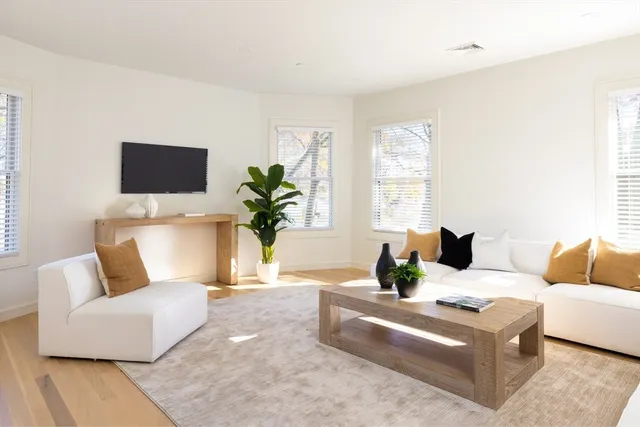 $3,150,000 | 757 Washington Street, Unit 2 PH, Brookline, MA 02446