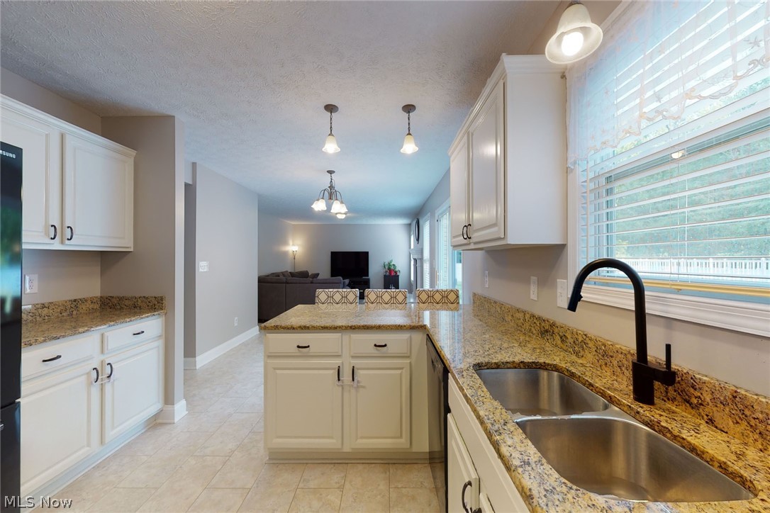 6033 Collins Road Mentor, OH 44060 - Photo 14 of 33 Gallery Image 14