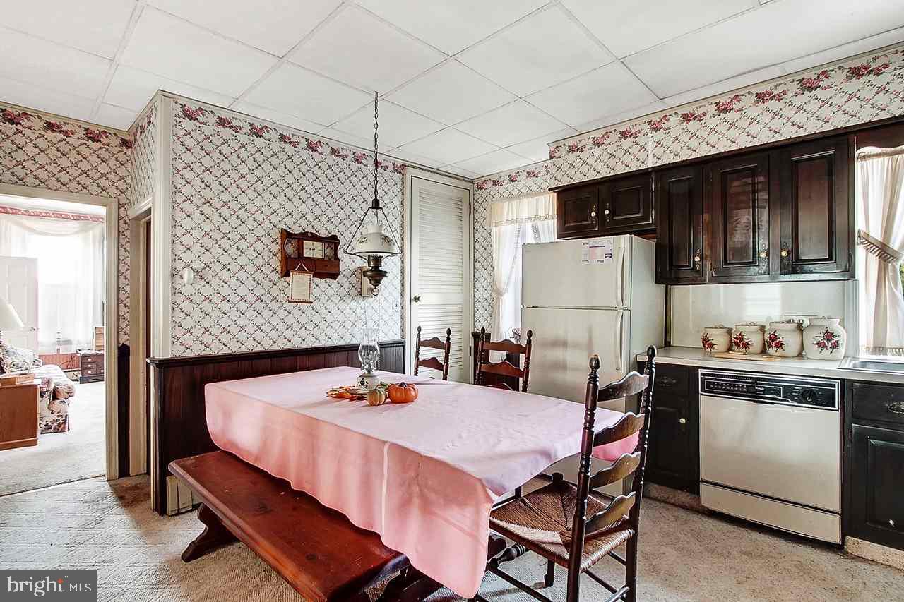 489 Sachs Road Gettysburg, PA 17325 - Photo 4 of 27 Gallery Image 4