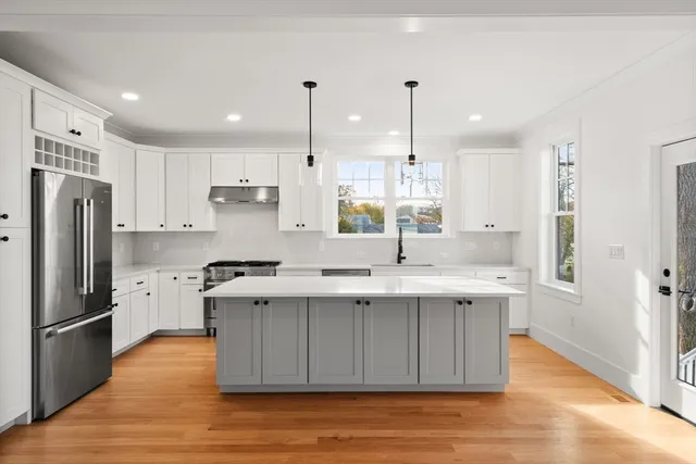 $1,599,000 | 23 A Ward Street, Unit A, Woburn, MA 01801