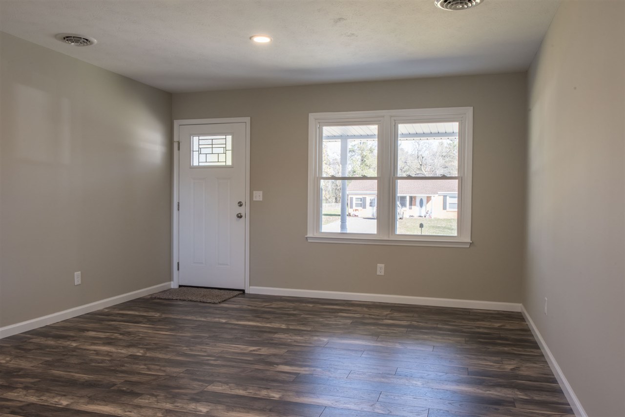7475 Lilly Square Dayton, VA 22821 - Photo 6 of 30 Gallery Image 6