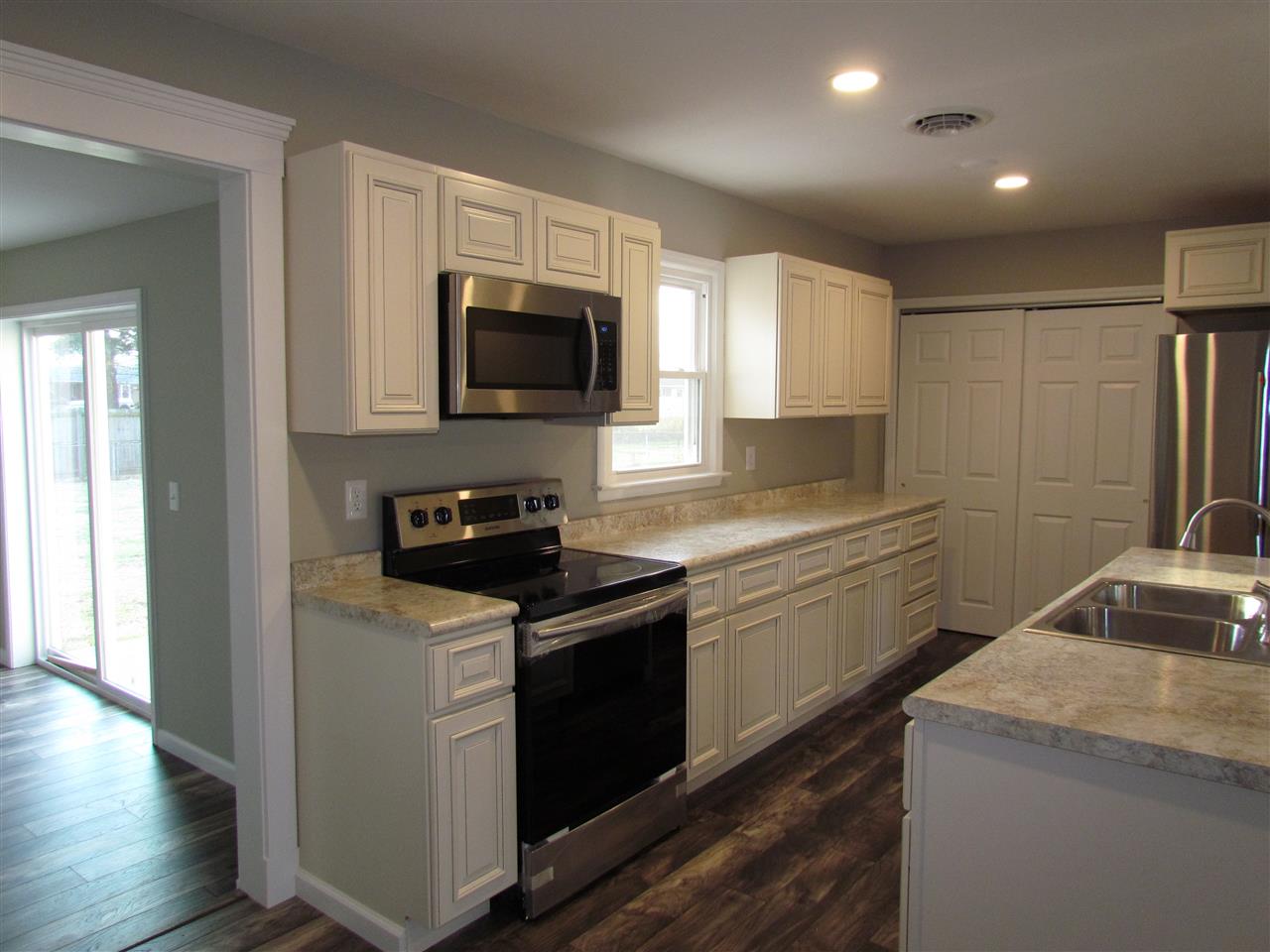 7475 Lilly Square Dayton, VA 22821 - Photo 7 of 30 Gallery Image 7
